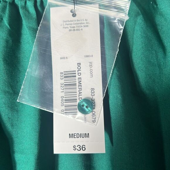 NWT Worthington women’s blouse with puffy sleeves Size Medium Dark Green Holiday - Picture 11 of 11
